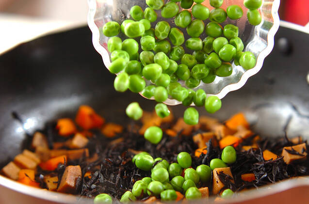 ヒジキと高野豆腐の煮物の作り方の手順6