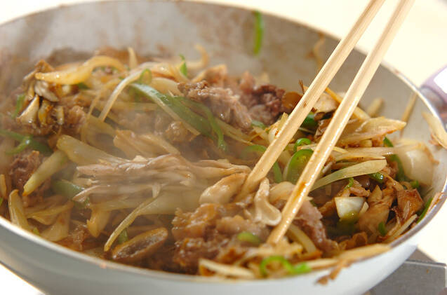 牛肉とキノコのソテーの作り方の手順8