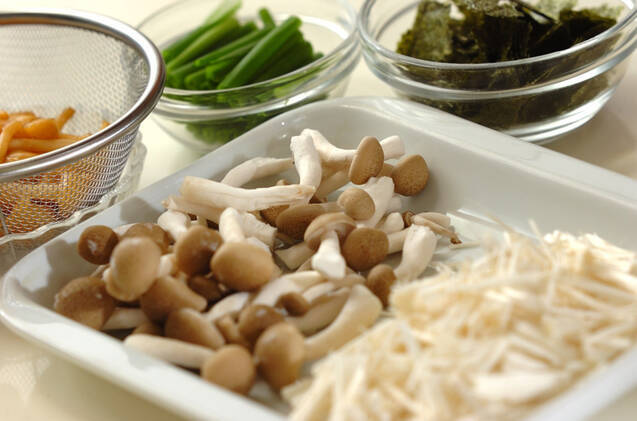 炒めキノコののり和えの作り方の手順1