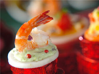 エビ＆アボカナッペ