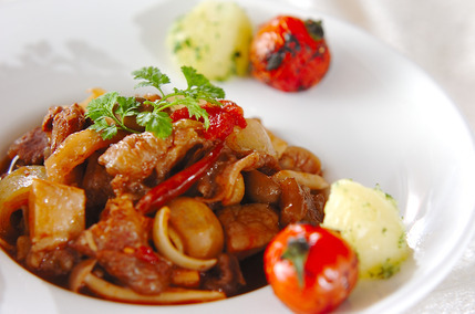 牛すじ肉のバルサミコ酢