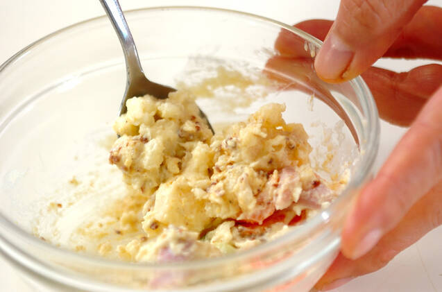 カレーポテトサラダの作り方の手順1