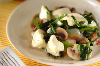 ホウレン草のチーズソテー