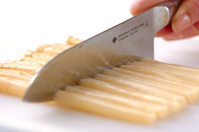 アスパラ温泉卵のせの作り方の手順1