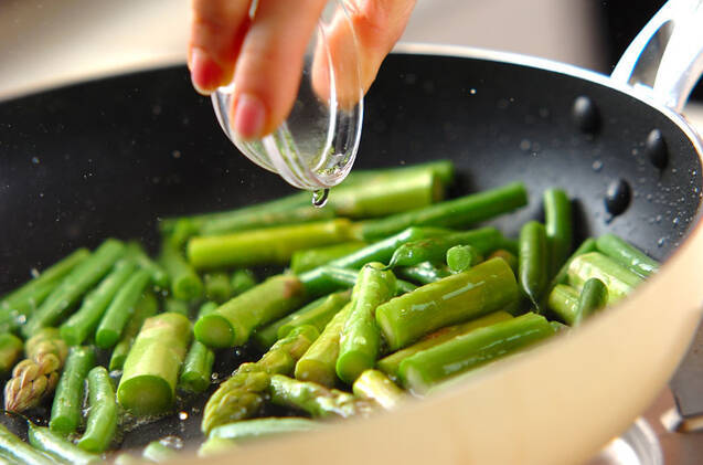 ショウガ香る！アスパラとホタテの炒め物の作り方の手順6