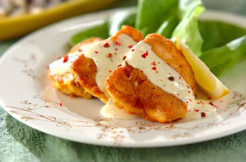 サーモンのピカタ レシピ 作り方 E レシピ 料理のプロが作る簡単レシピ