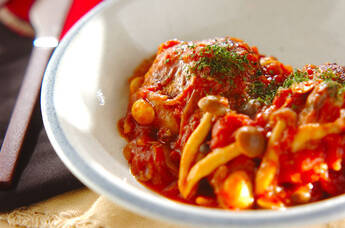 トマト煮込みハンバーグ