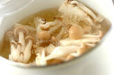 シメジのショウガ風味みそ汁の作り方2