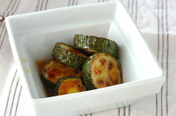 とまらないおいしさ！ズッキーニのさっぱりマリネ