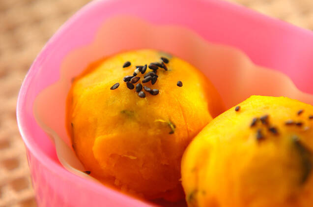 カボチャの茶巾