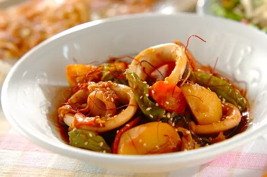 イカとジャガイモの簡単炒め レシピ 作り方 E レシピ 料理のプロが作る簡単レシピ