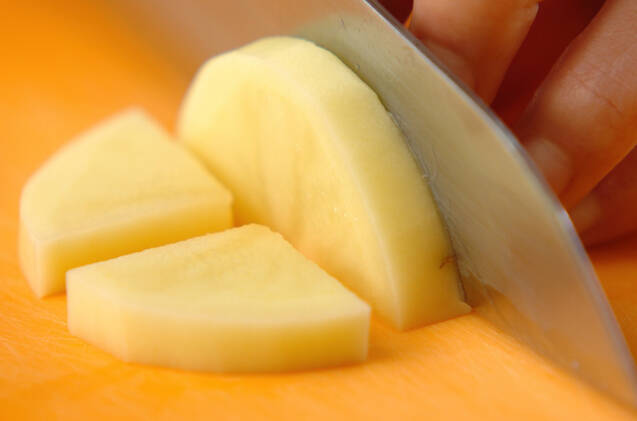 ホクホクジャガイモのみそ汁の作り方の手順1