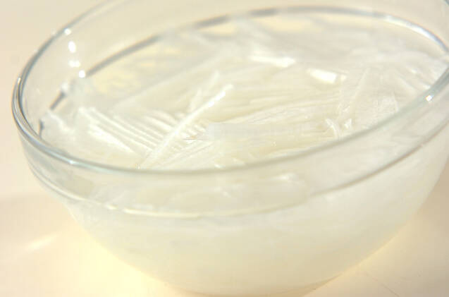 大根とリンゴのサラダの作り方の手順1