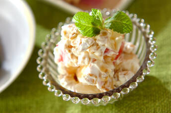 リンゴとクルミのメープルデザート