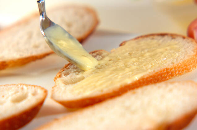 ガーリックトーストの作り方の手順4