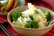 リンゴと白菜のサラダ