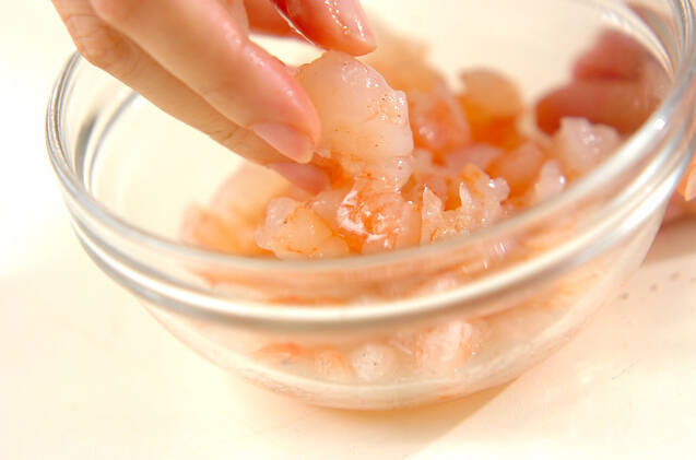 エビのスティック春巻きの作り方の手順1