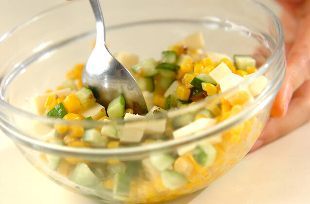 コーンとチーズのイタリアンサラダの作り方の手順3