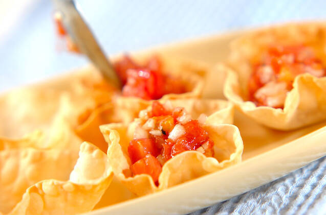 ミニカップのサルサのせの作り方の手順2