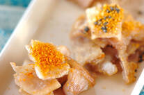 鶏皮のパリパリ焼き