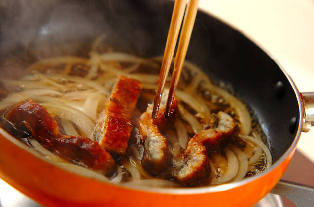 ウナギの卵とじ丼の作り方の手順2