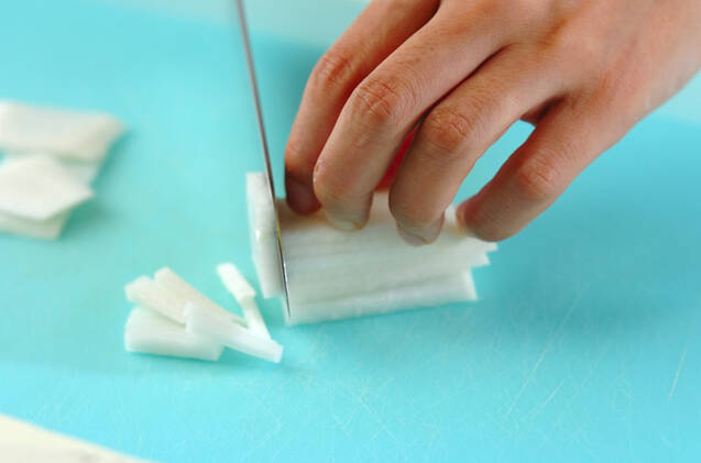 大根のみそ汁の作り方の手順1