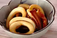 シンプルに！やわらかイカの煮物