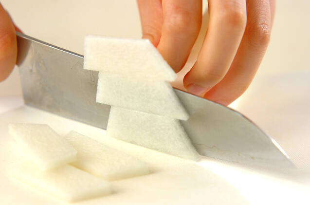 冬瓜の鶏ゴマ和えの作り方の手順1