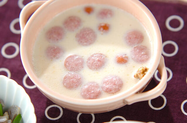 ソーセージとコーンのミルクスープ