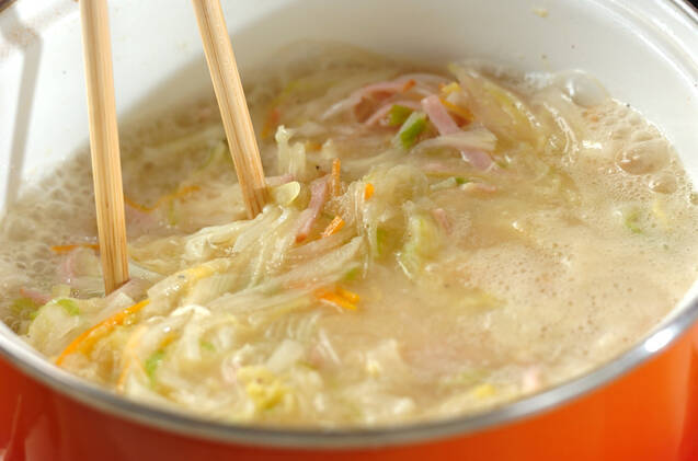 冬野菜の春雨スープの作り方の手順3
