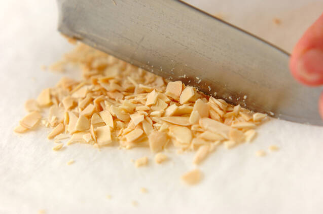 エスカルゴとシイタケのパセリバターグラタンの作り方の手順2