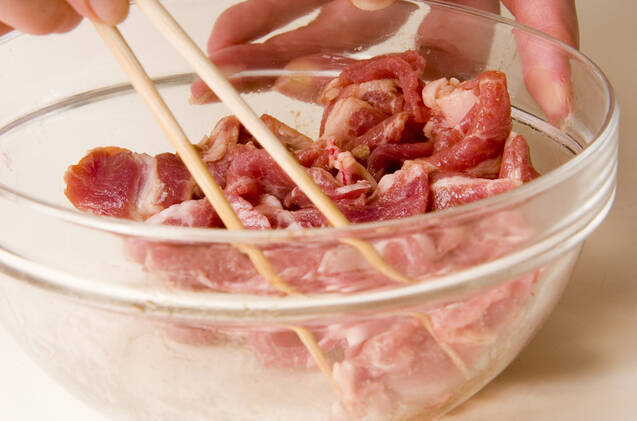 3色ピーマンチャンプルーの作り方の手順1