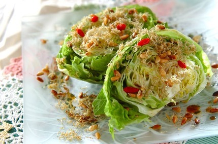 ジャコドレッシングのレタスサラダ