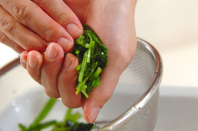 クレソンとホウレン草のからし和えの作り方の手順3