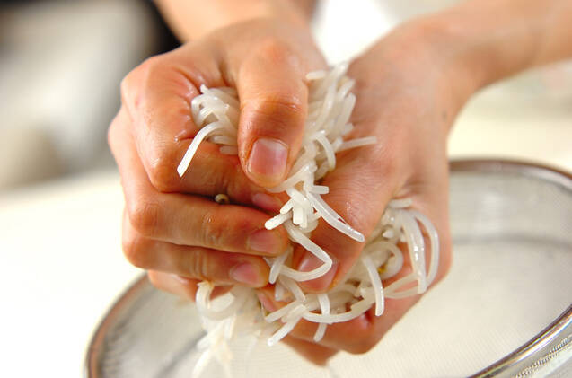 モヤシの生春巻きの作り方の手順4