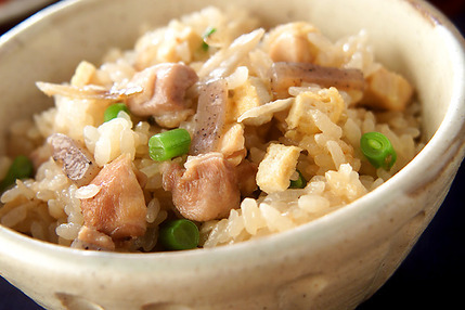 鶏五目の味わい炊き込みご飯