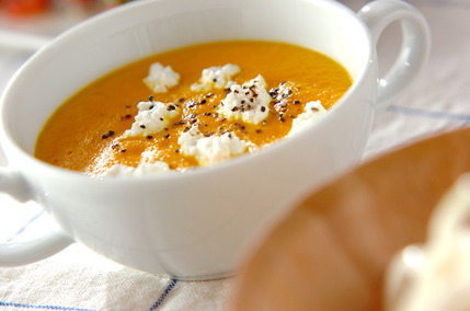 冷製ニンジンスープ