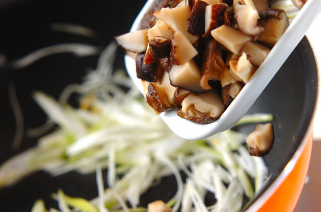 シイタケチャーハンの作り方の手順5