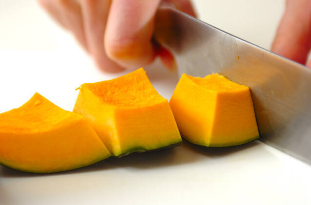 夏野菜のカレー煮込みサラダ仕立ての作り方の手順1