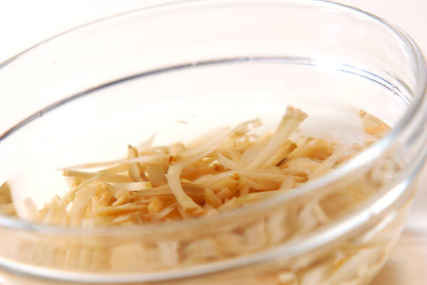 クラゲのカラシ和えの作り方の手順3