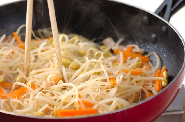 豆モヤシのピリ辛炒めの作り方の手順6