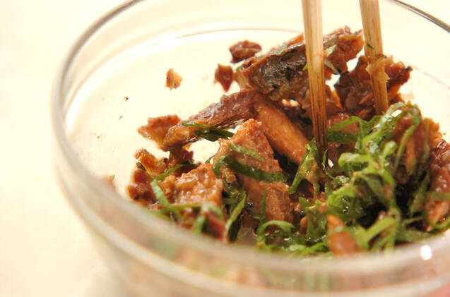 サンマ蒲焼きの大葉和えの作り方の手順2