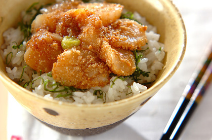 簡単絶品！ホタテのゴマ漬け丼