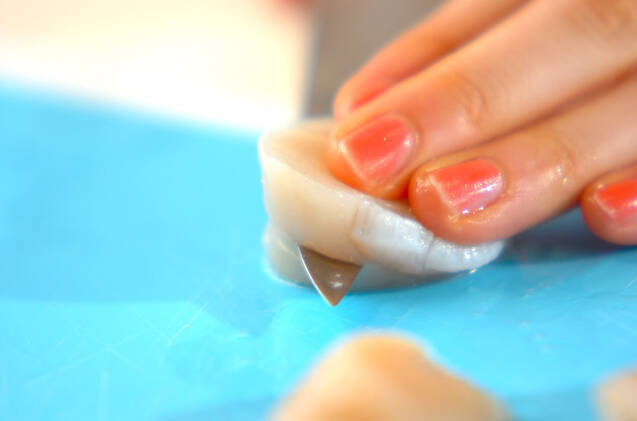 簡単絶品！ホタテのゴマ漬け丼の作り方の手順1