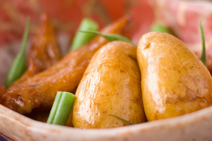 新ジャガと手羽先煮