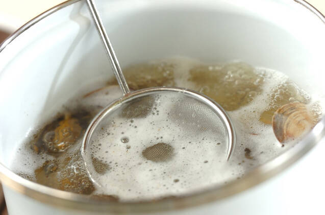 アサリの赤みそ汁の作り方の手順3