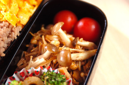 キノコのバターしょうゆ炒め