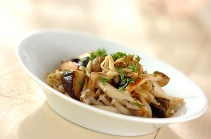 キノコのハーブ炒め