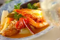 魚介のうまみたっぷり！ブイヤベース