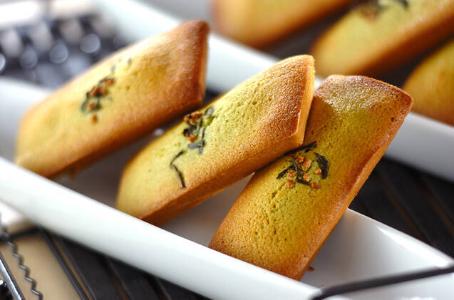 抹茶のフィナンシェ